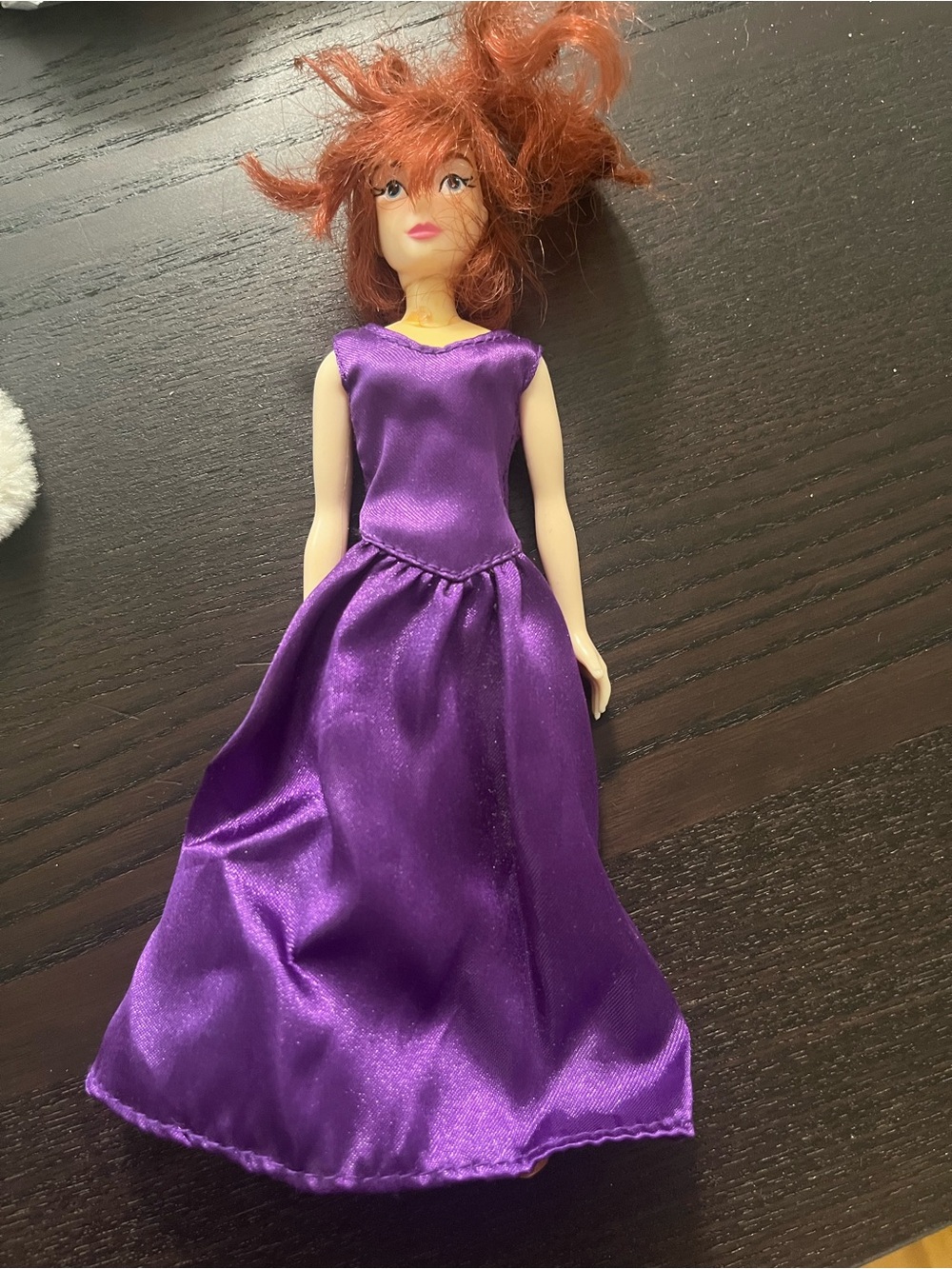 1997 Anastasia doll with growing retractable hair